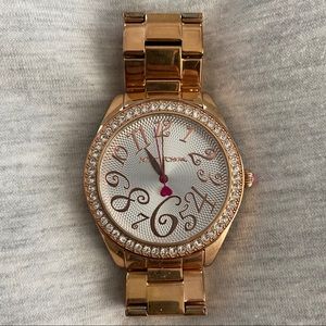 Betsey Johnson Women's Analog Rose Gold Watch